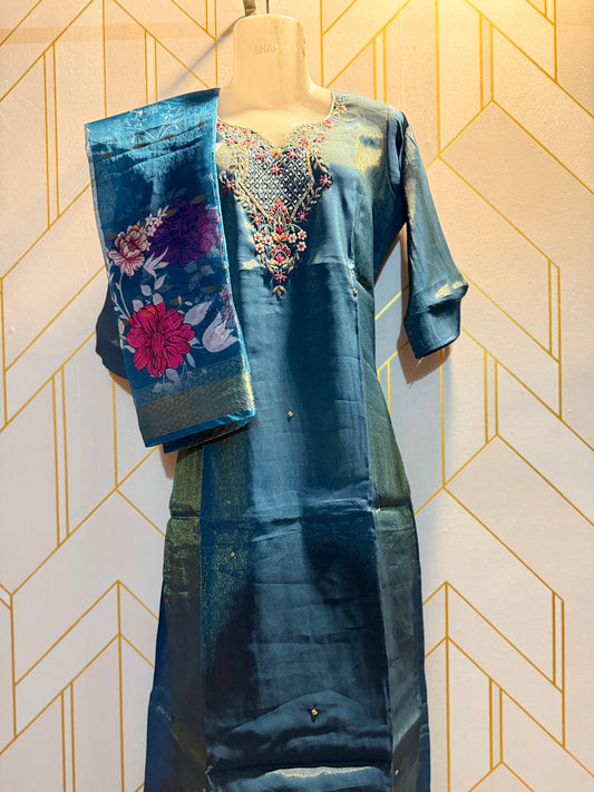 WOMEN SILK BLEND KURTA, PANT AND DUPATTA SET